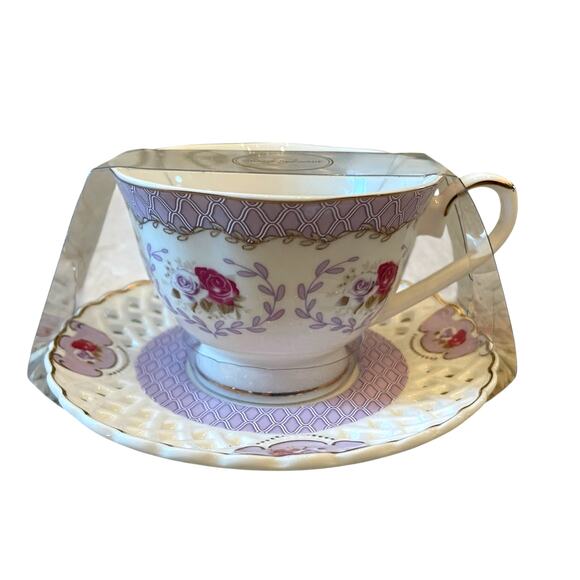 Grace Teaware Teacup & Saucer Floral Lavender Rose Lattice Gold Accents New - Picture 12 of 16